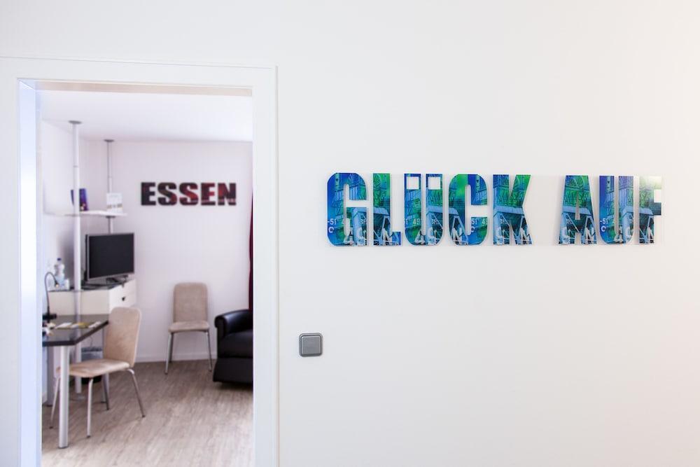 Art Koerschen 3* Essen